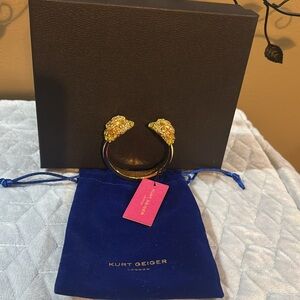 NWT Kurt Geiger London Gold Absolutely Gorgeous Elegant Bracelet With Dustbag